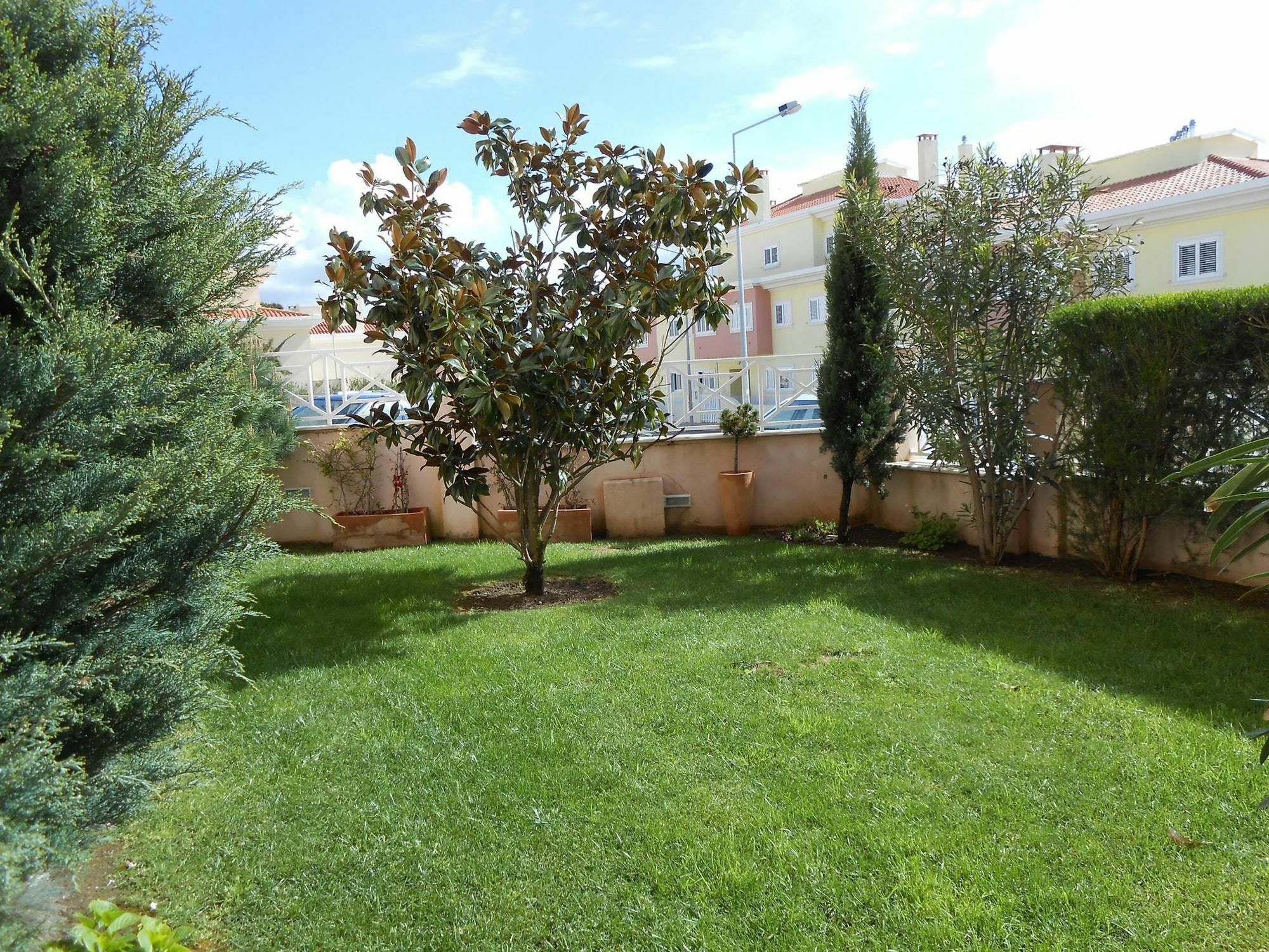 Apartment With 2 Bedrooms In Cascais, With Private Pool, Furnished Gar Exterior photo